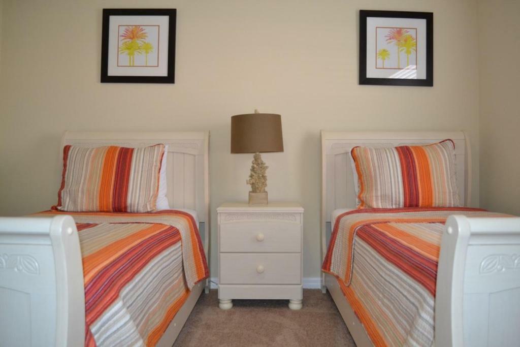 Spacious Villa Near Disney Four Corners Екстериор снимка